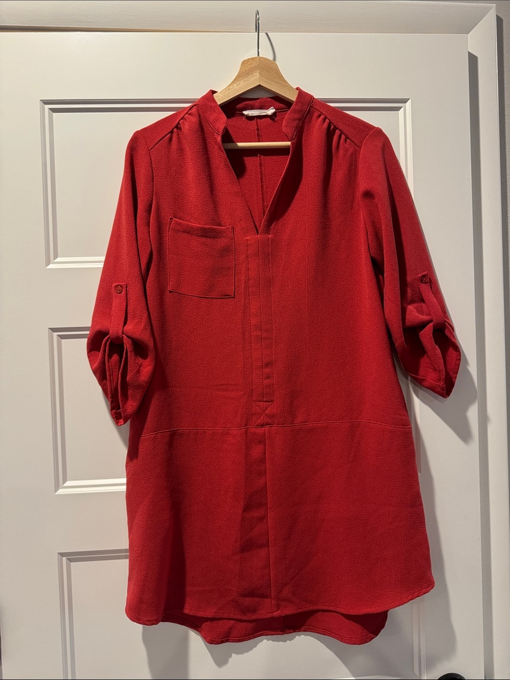 Lush Women's Red V-Neck Roll-Sleeve Tunic Top